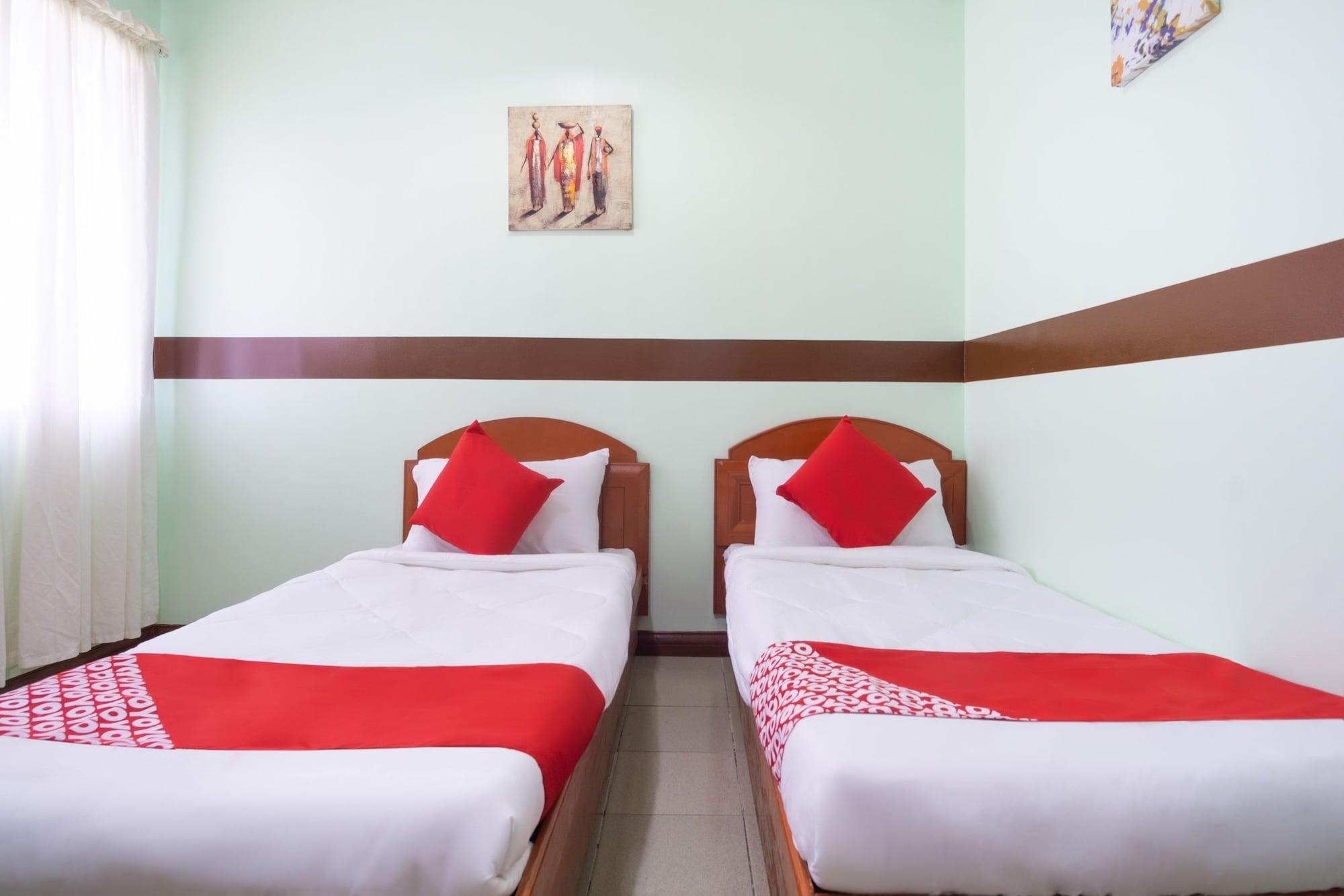 OYO 166 Maanyag Pension House Cebu Bagian luar foto