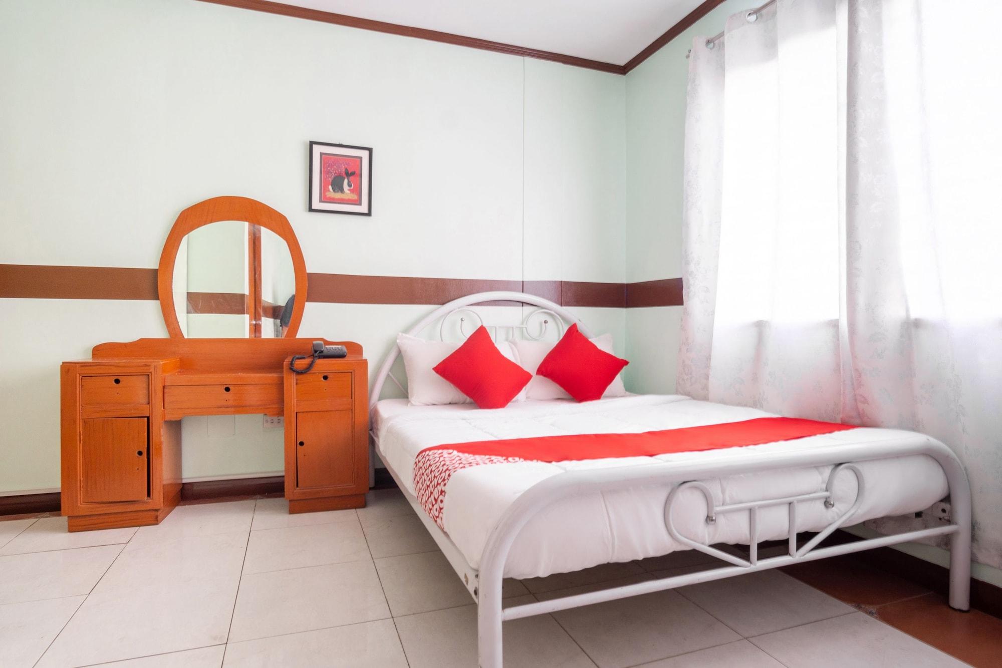 OYO 166 Maanyag Pension House Cebu Bagian luar foto