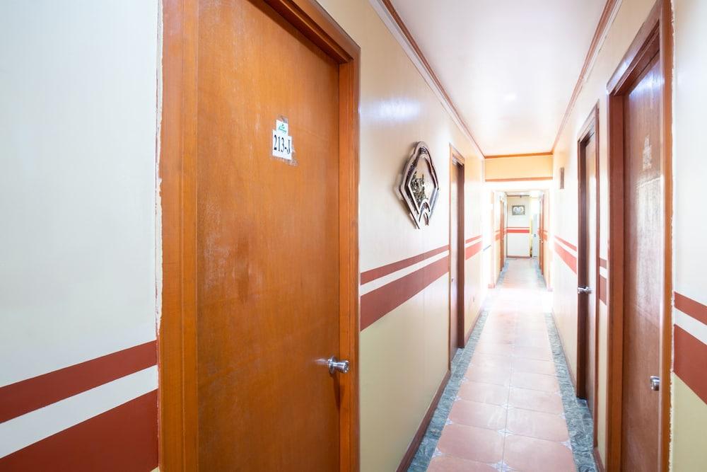 OYO 166 Maanyag Pension House Cebu Bagian luar foto