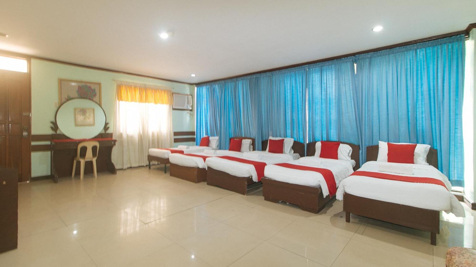 OYO 166 Maanyag Pension House Cebu Bagian luar foto