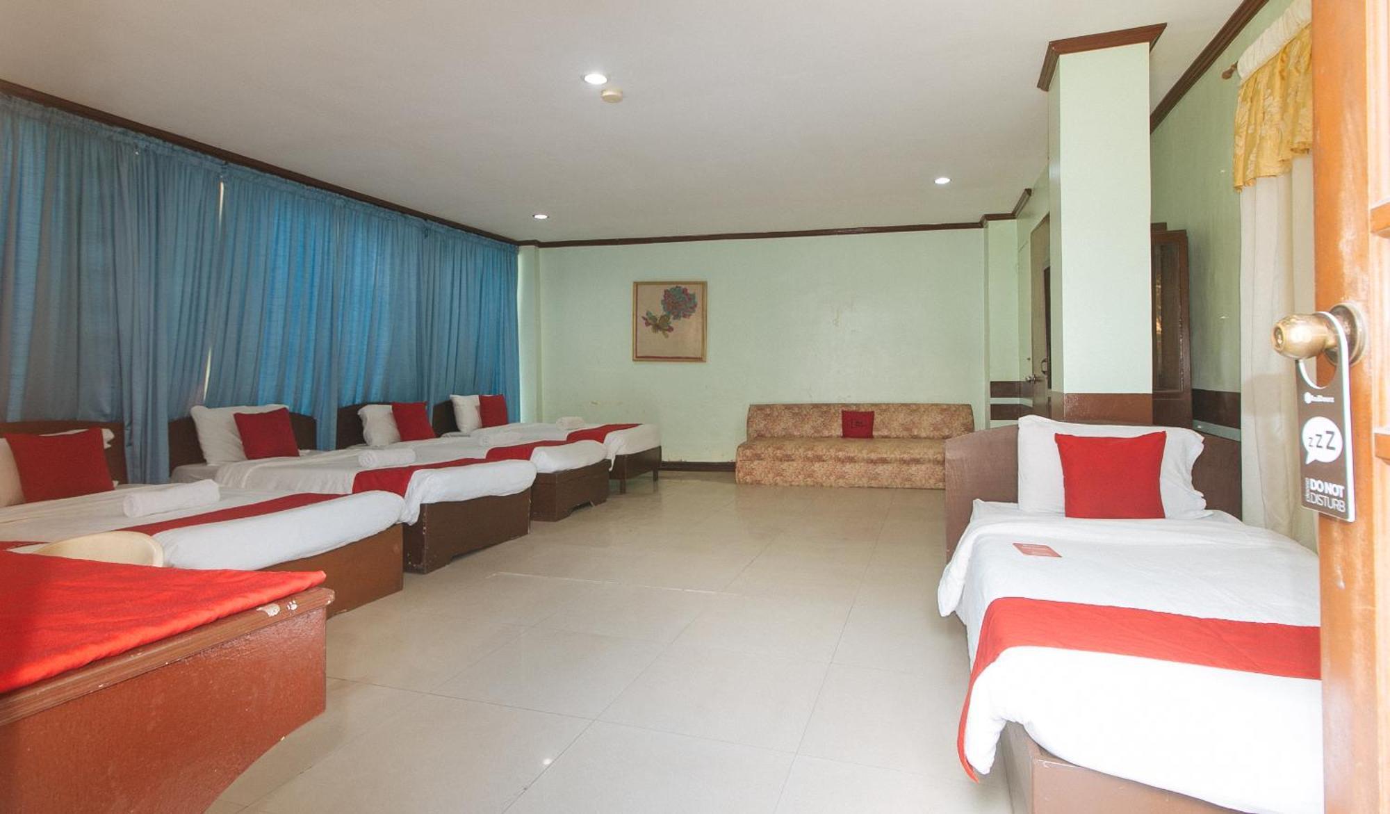 OYO 166 Maanyag Pension House Cebu Bagian luar foto