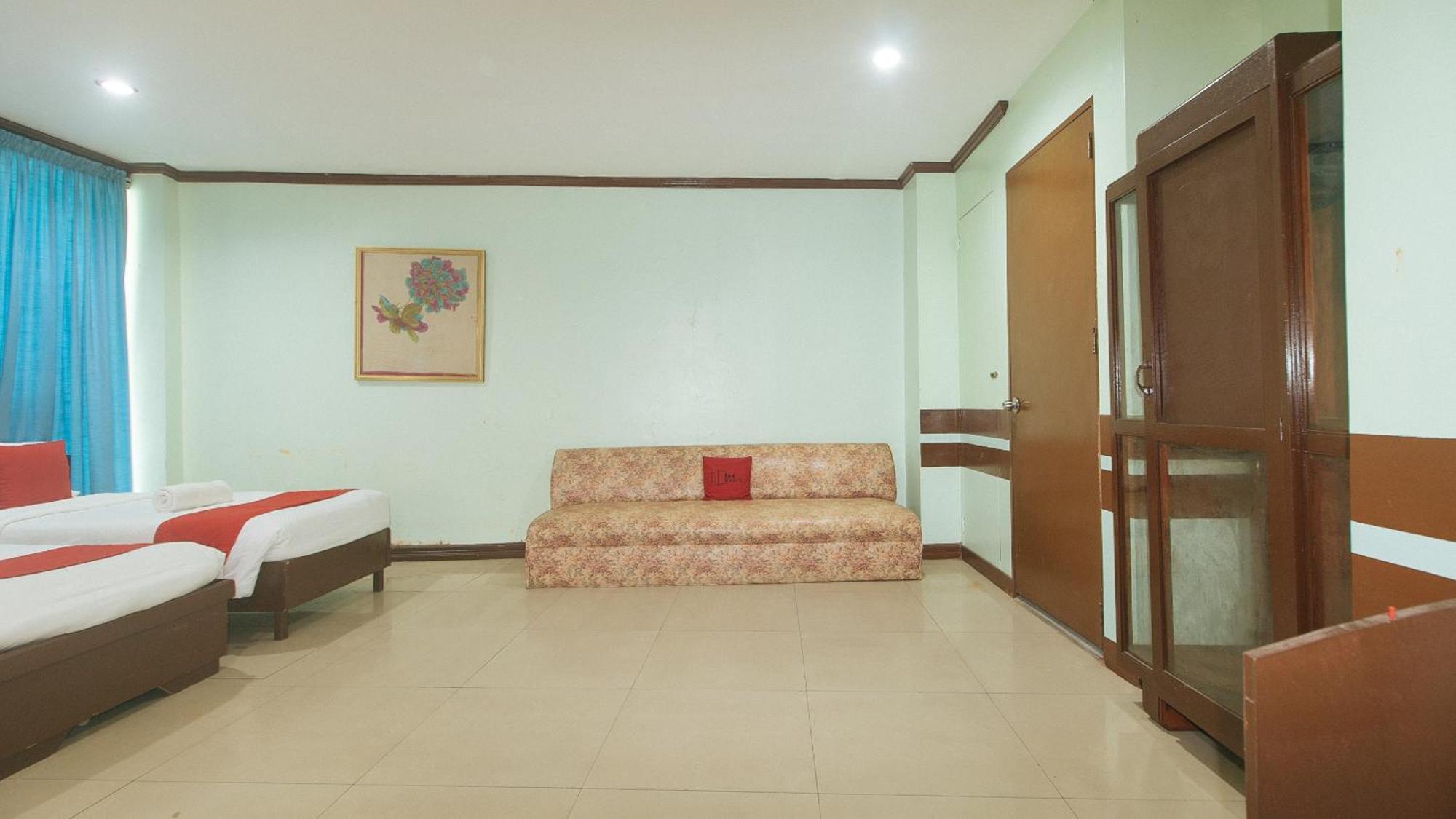 OYO 166 Maanyag Pension House Cebu Bagian luar foto