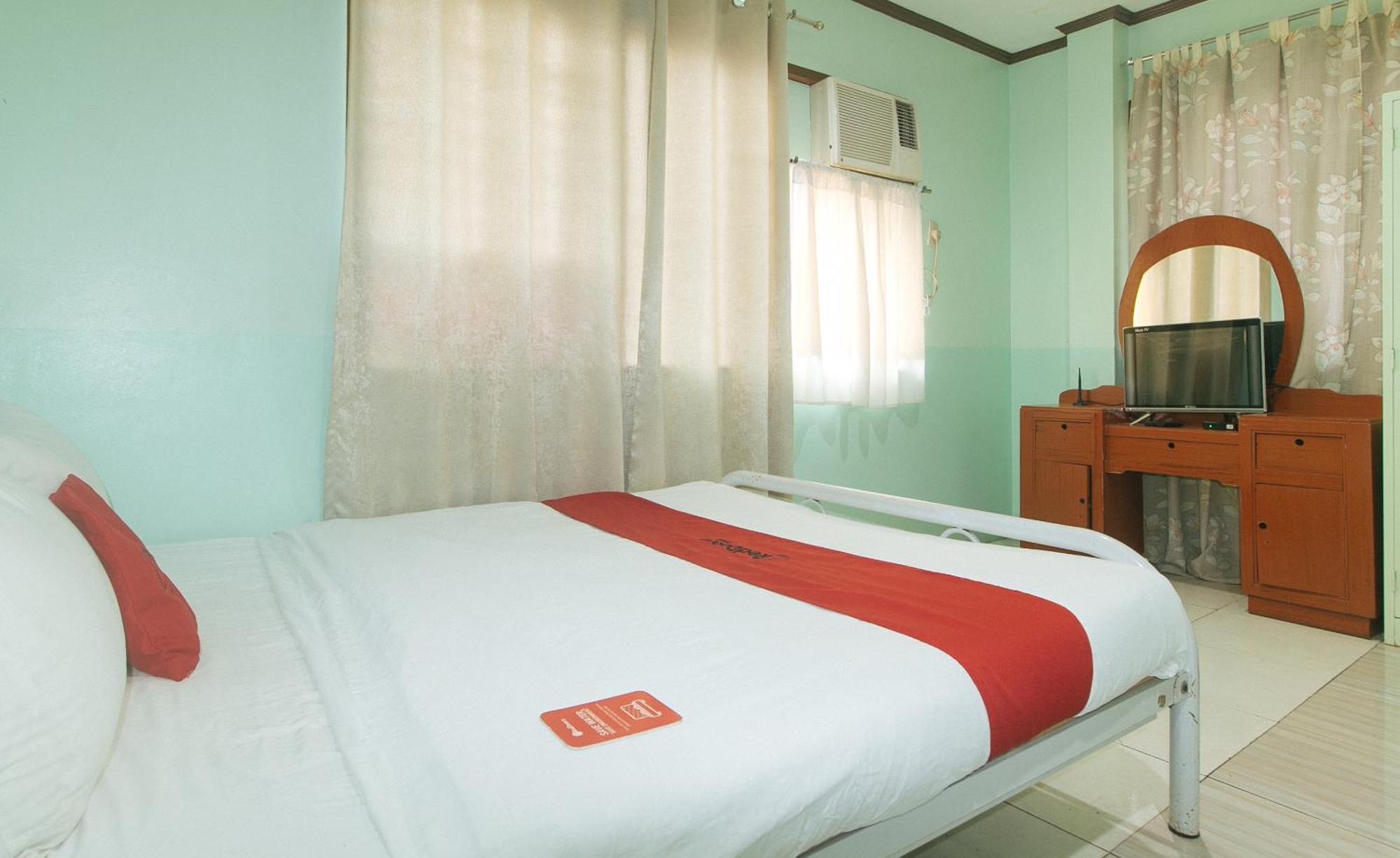 OYO 166 Maanyag Pension House Cebu Bagian luar foto