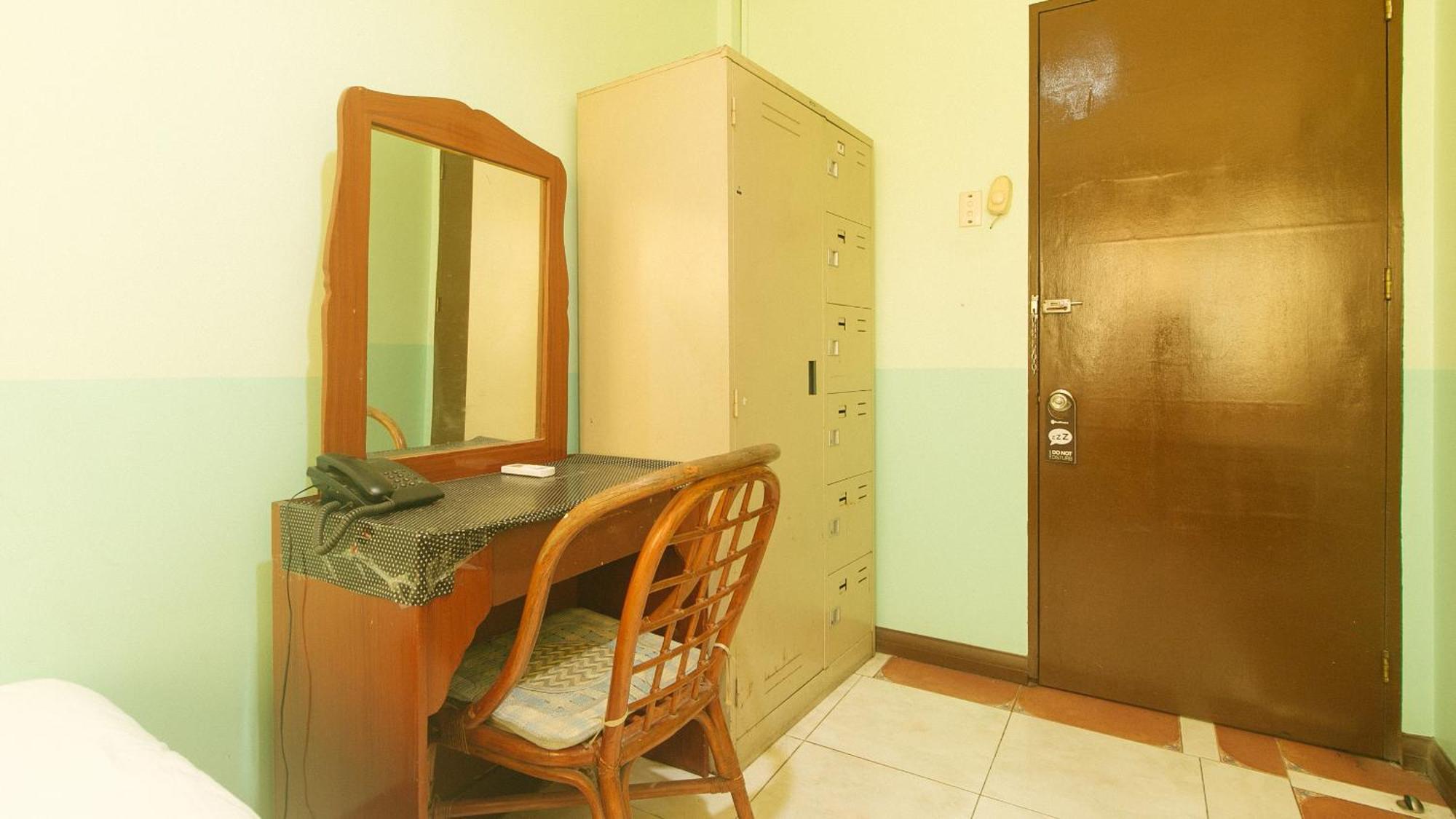 OYO 166 Maanyag Pension House Cebu Bagian luar foto