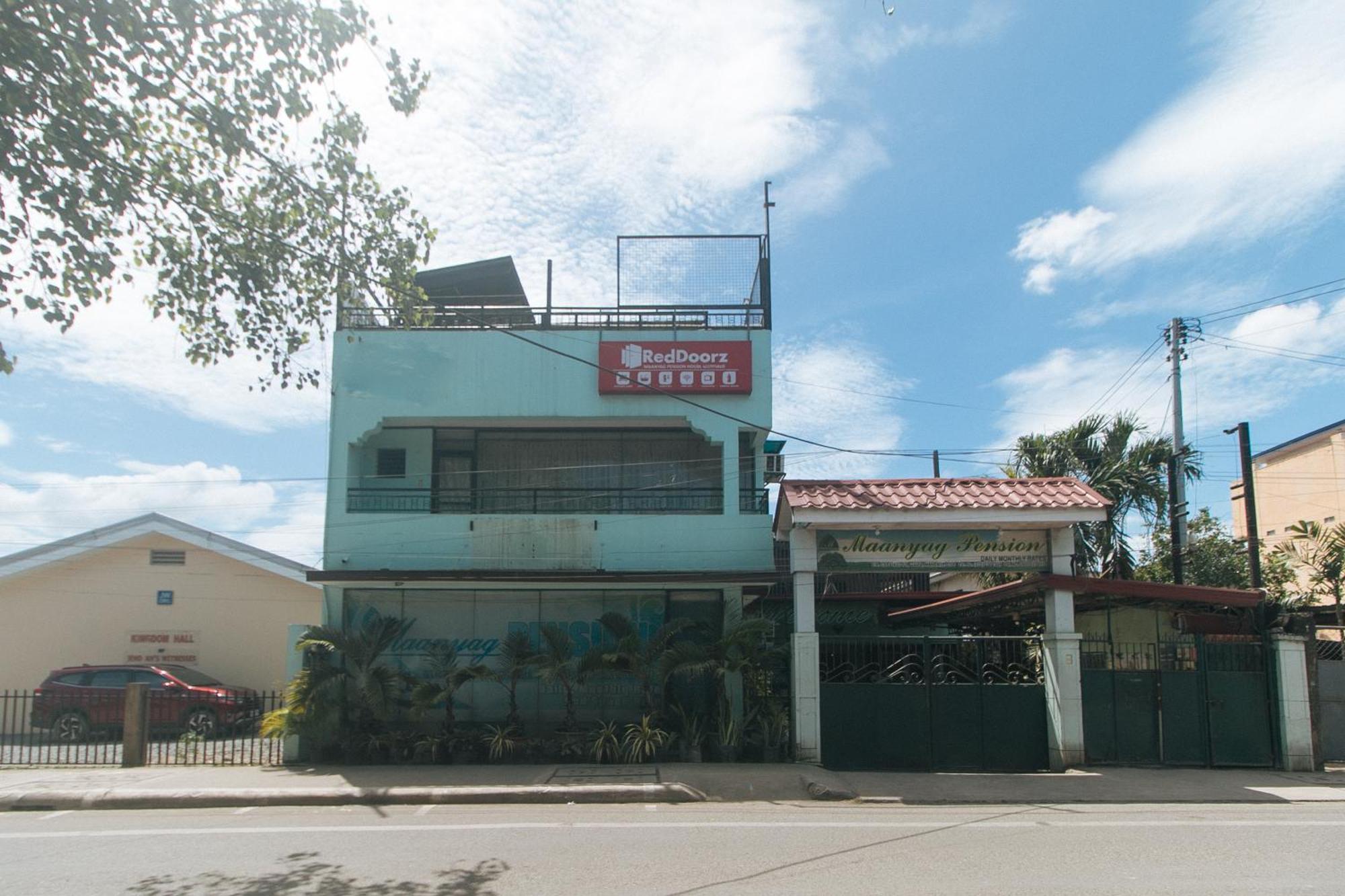 OYO 166 Maanyag Pension House Cebu Bagian luar foto