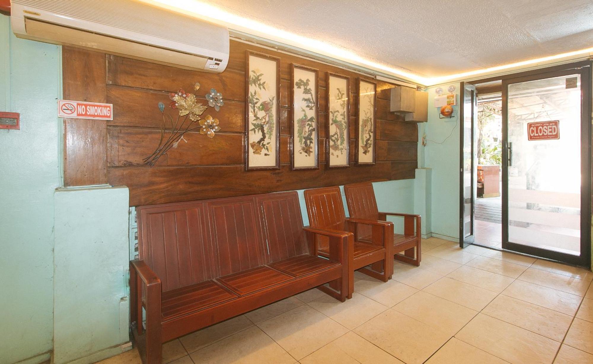 OYO 166 Maanyag Pension House Cebu Bagian luar foto